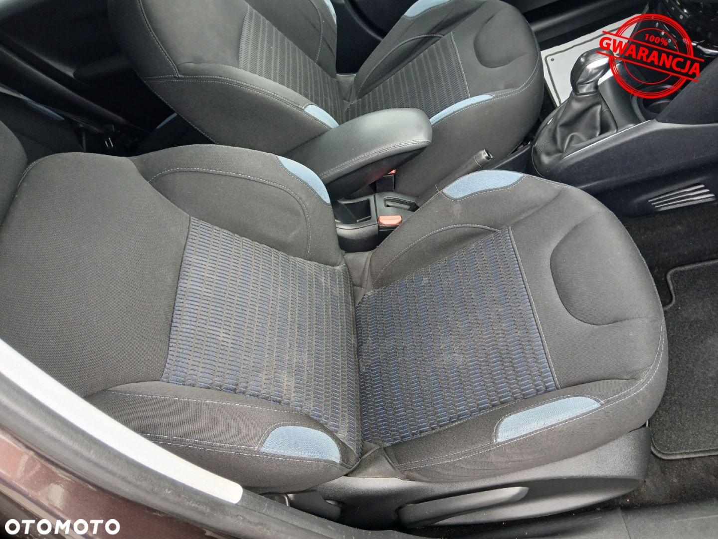 Peugeot 208 - 26