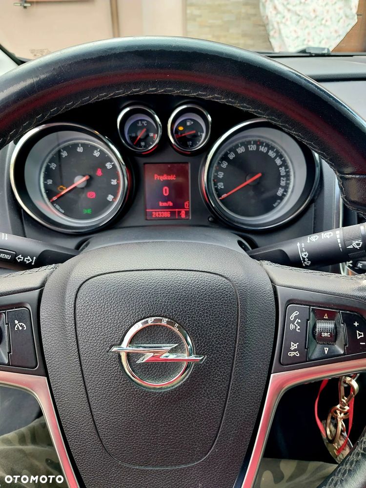 Opel Astra 1.4 Turbo - 10