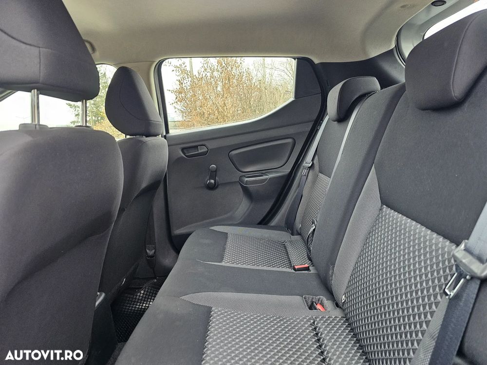 Nissan Micra 1.0L Visia - 10