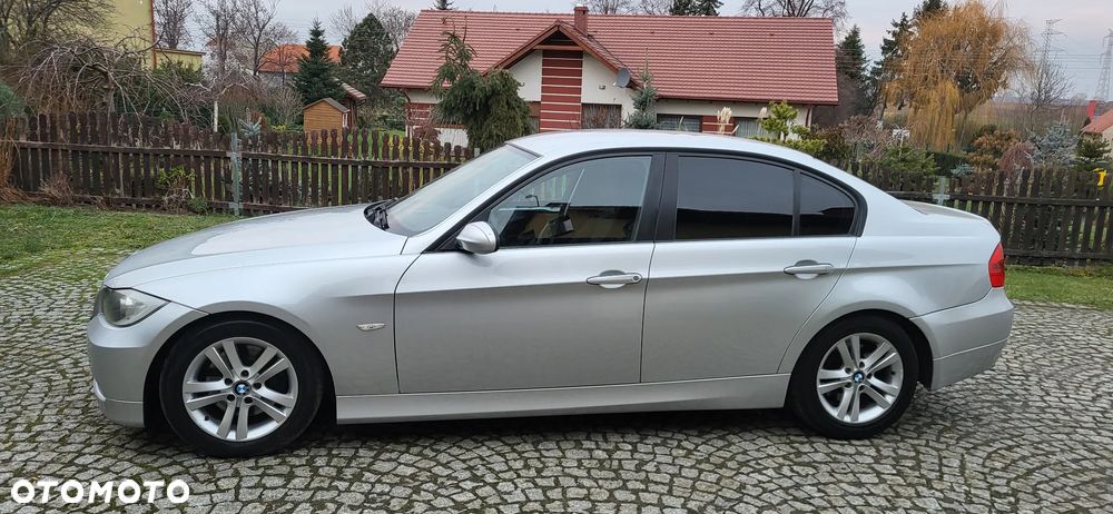 BMW Seria 3 320d DPF - 10