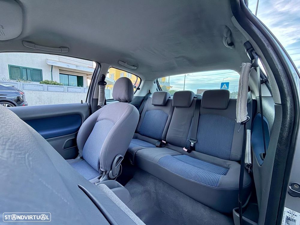 Peugeot 206 1.1 Color Line - 8