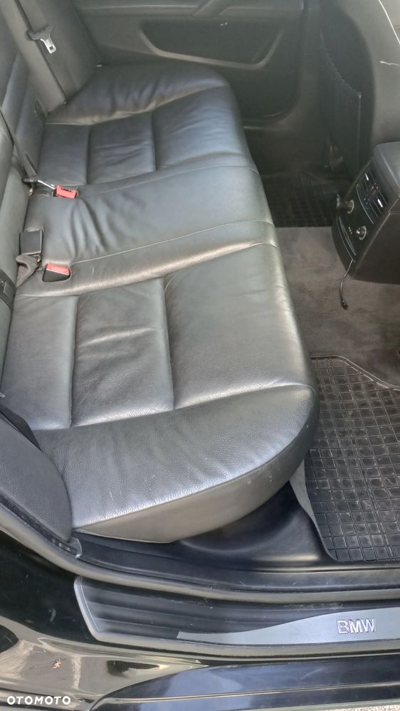 BMW Seria 5 523i - 8