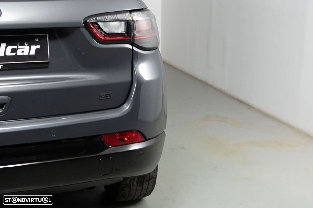 Jeep Compass 1.3 TG S - 19