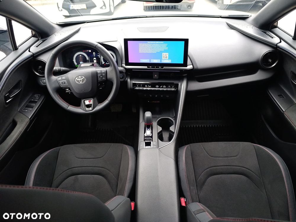 Toyota C-HR - 11