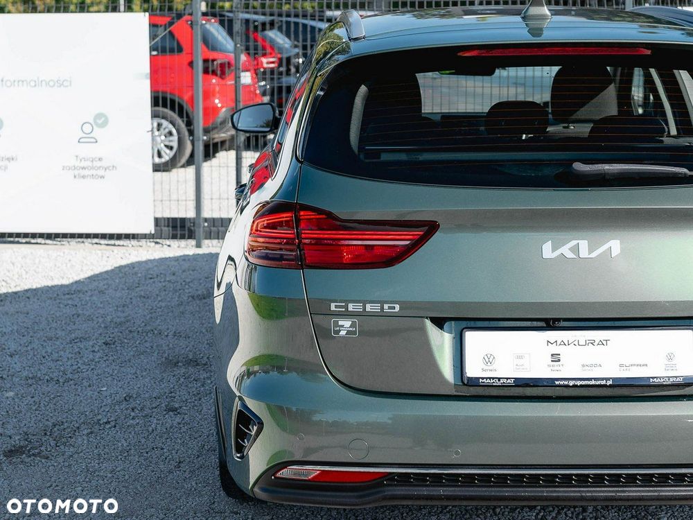 Kia Ceed 1.5 T-GDI M DCT - 11