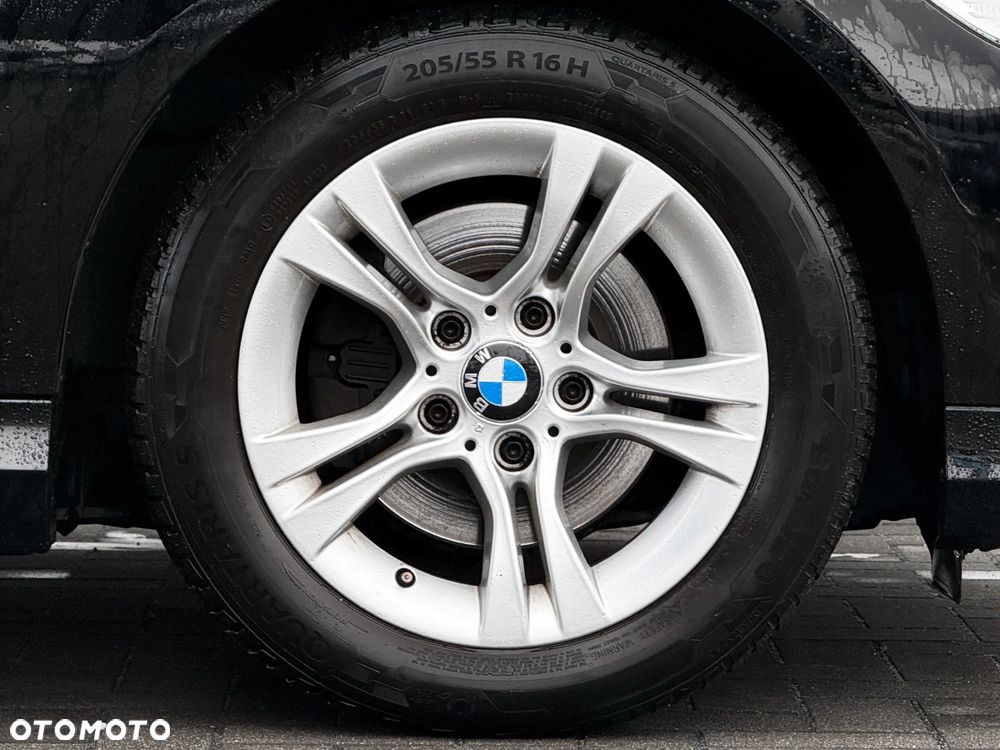 BMW Seria 3 318i Edition Lifestyle - 10