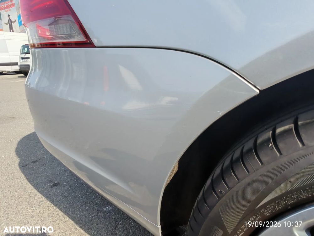 VOLKSWAGEN Golf 2010 — imagine 22
