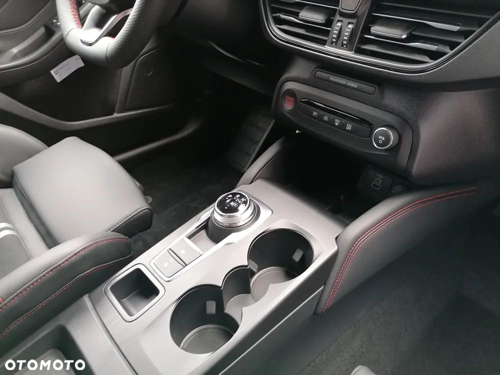 Ford Focus 2.3 EcoBoost ST X - 4