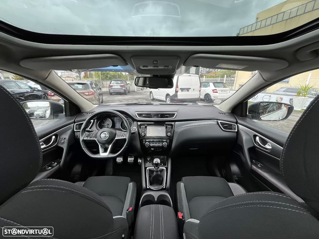 Nissan Qashqai 1.5 dCi N-Connecta 18 - 10