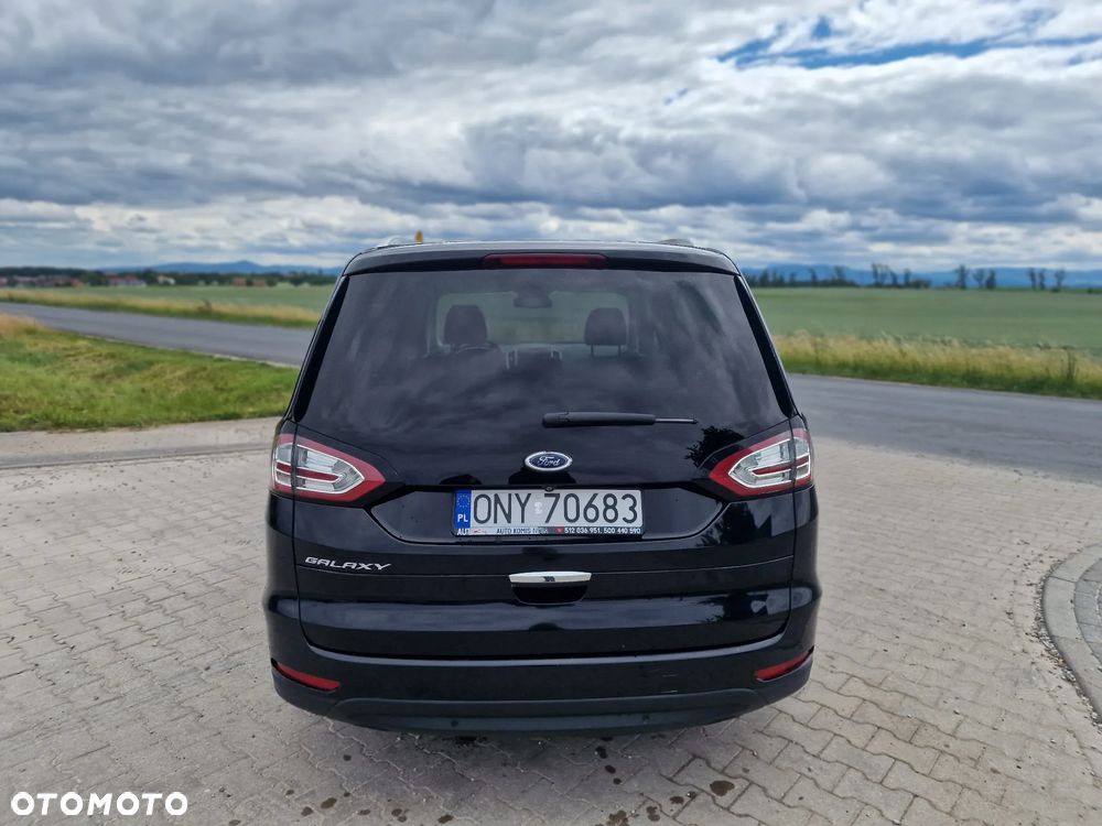 Ford Galaxy 2.0 EcoBlue Twin-Turbo Titanium - 13