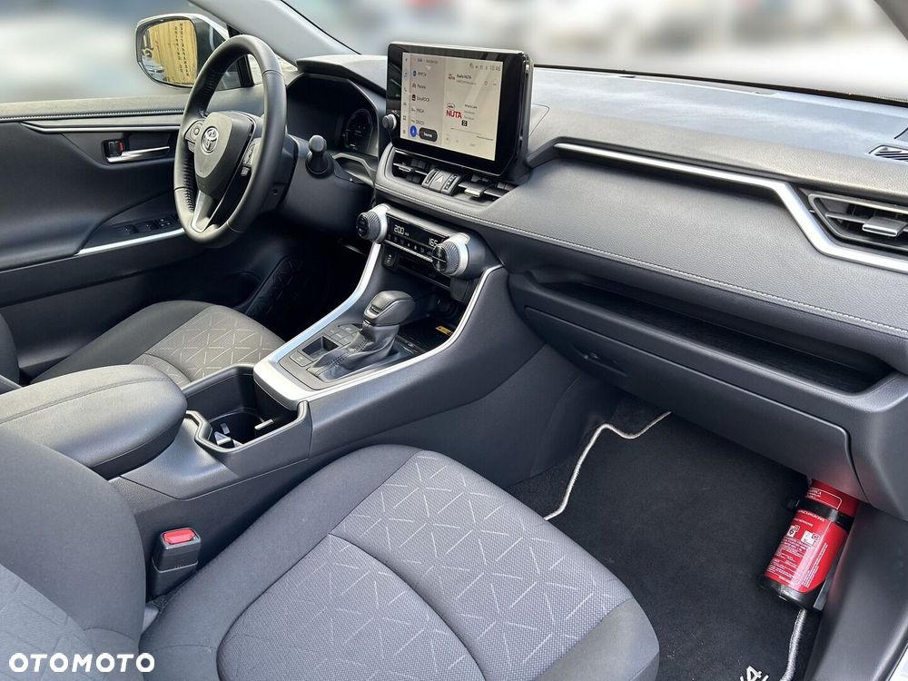 Toyota RAV4 - 12