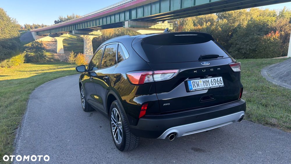 Ford Kuga - 37