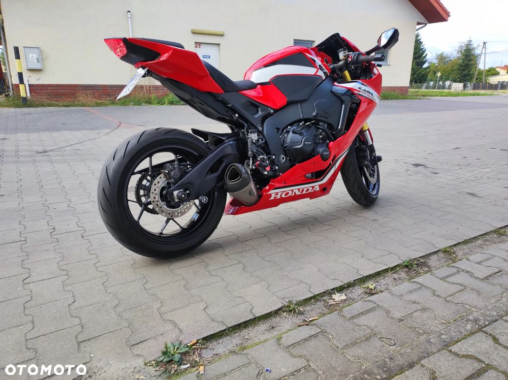Honda CBR - 18