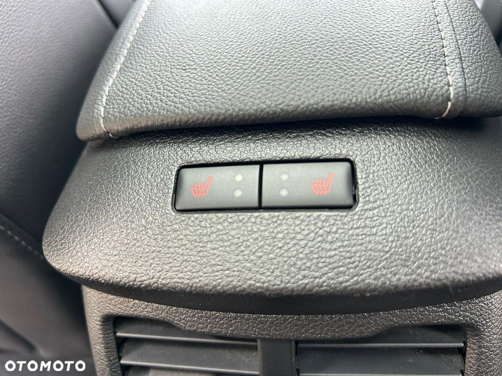 Ford Mondeo 2.0 TDCi Titanium PowerShift - 23