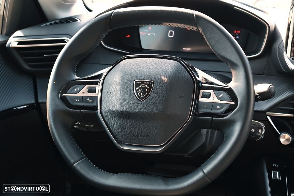 Peugeot 208 1.2 PureTech Allure - 8