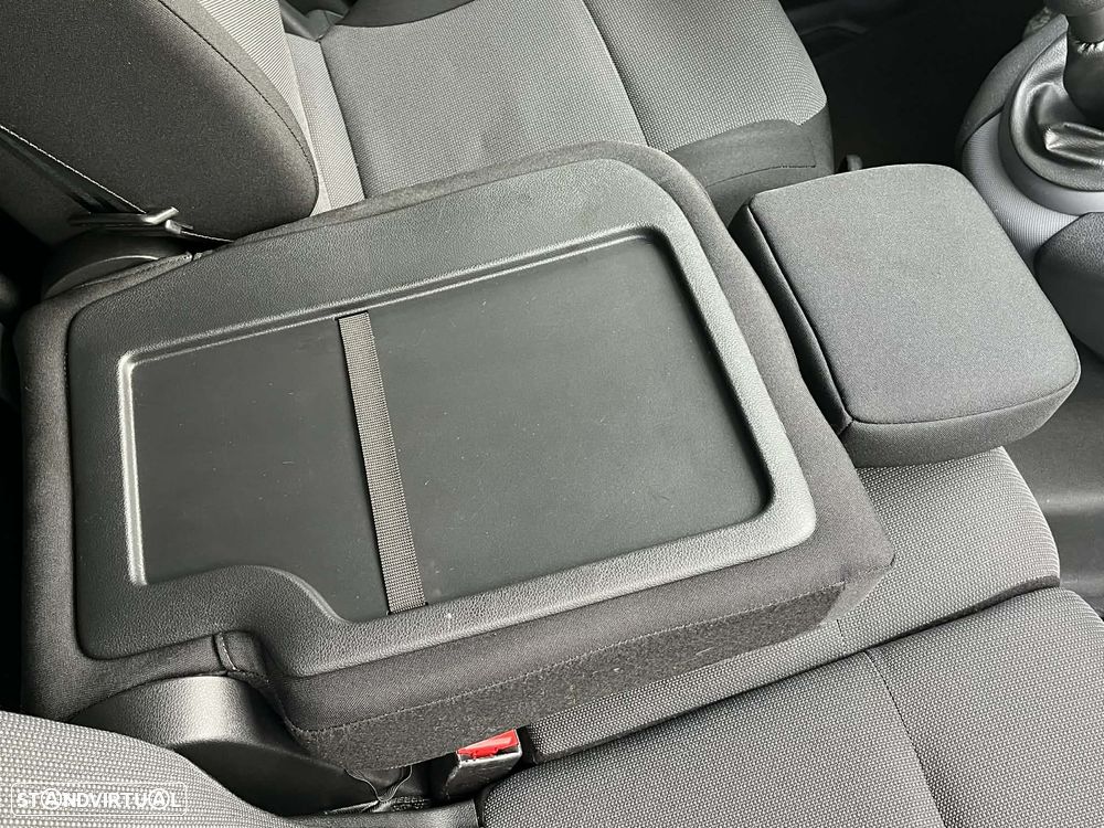 Citroën Berlingo L1 1.6 BlueHDi 100cv - 20