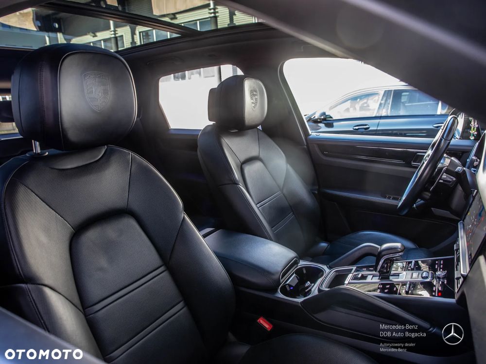 Porsche Cayenne Standard - 10