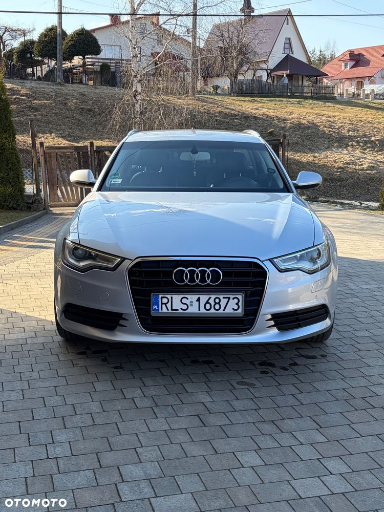 Audi A6 Avant - 1