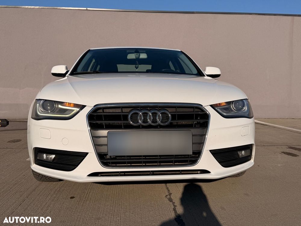 Audi A4 2.0 TDI DPF Attraction - 1