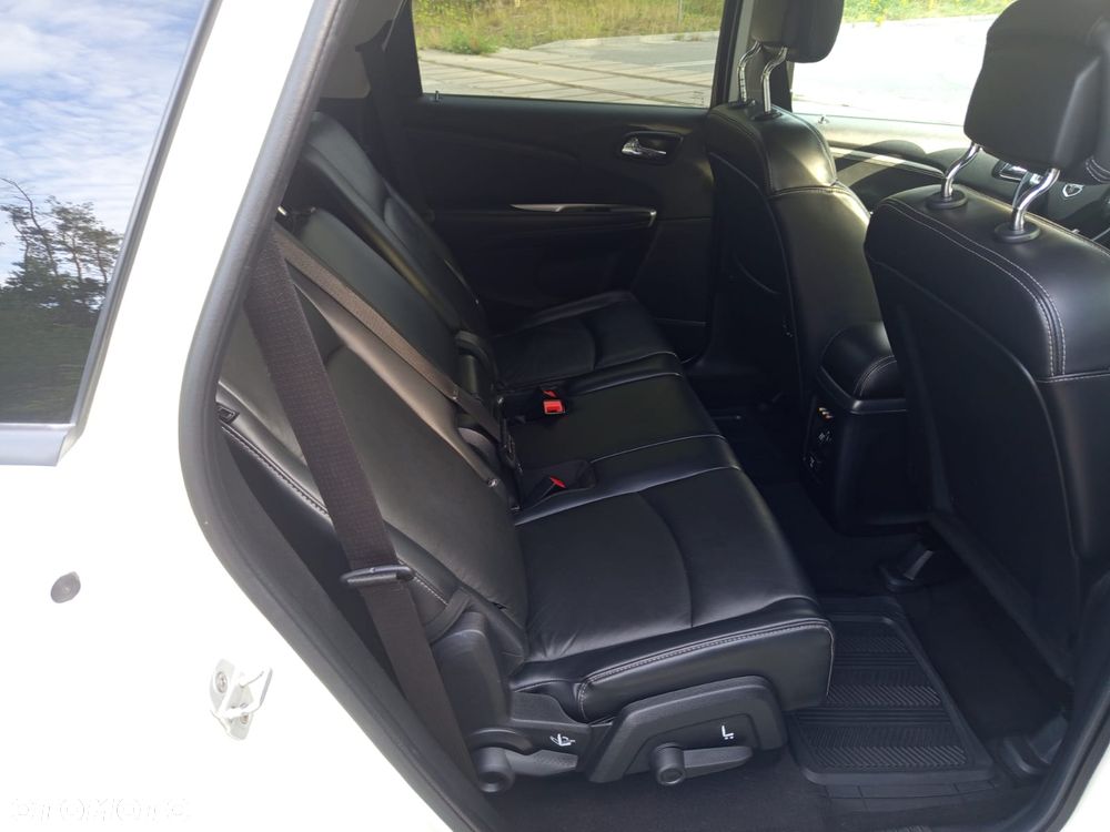 Dodge Journey - 17