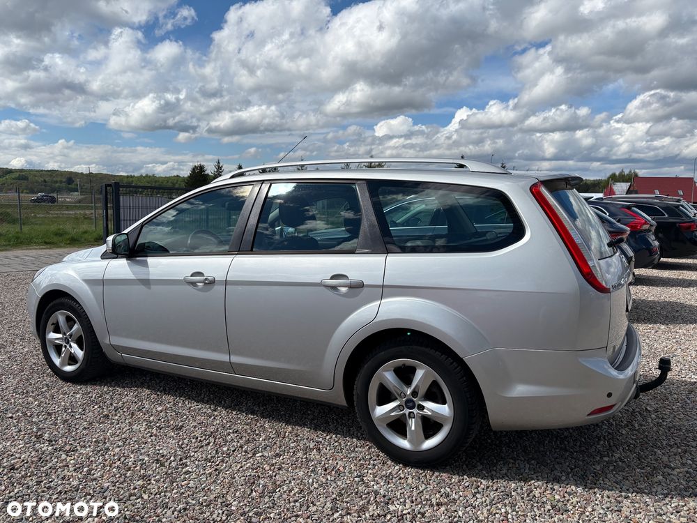 Ford Focus 1.6 16V Style+ - 17