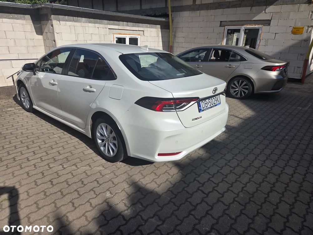 Toyota Corolla - 8