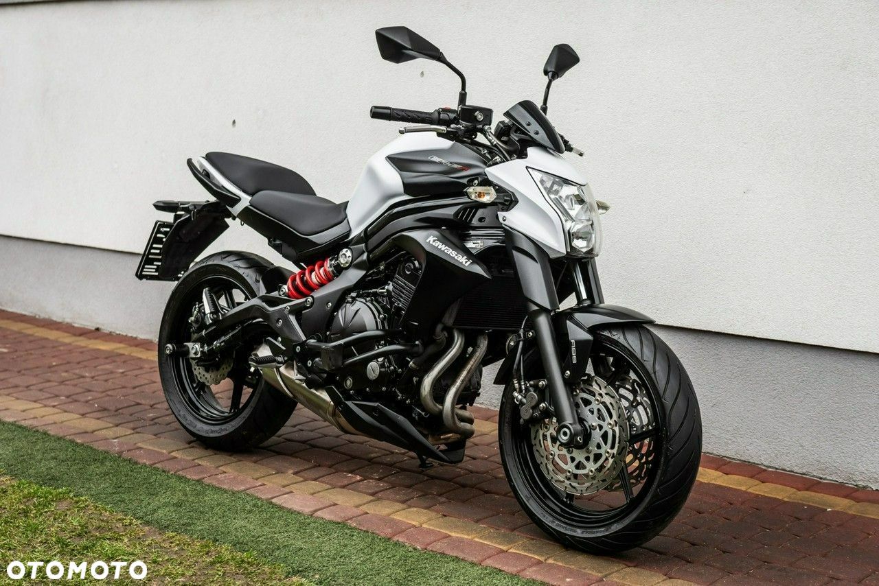 Kawasaki ER - 1
