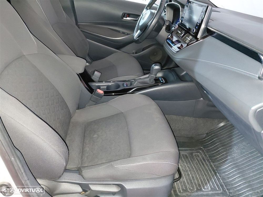 Toyota Corolla - 25