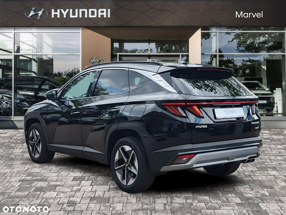 Hyundai Tucson - 4