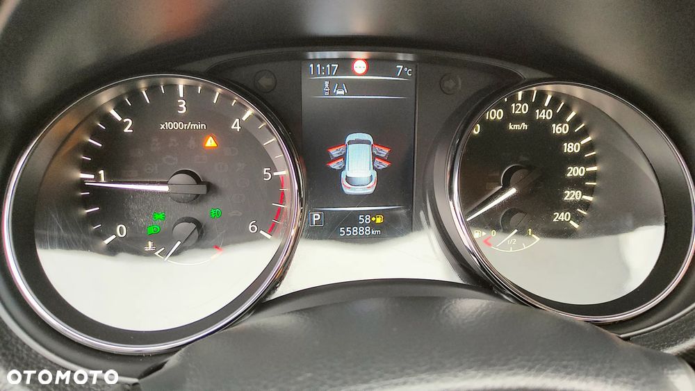 Nissan Qashqai 1.6 dCi Xtronic TEKNA+ - 21