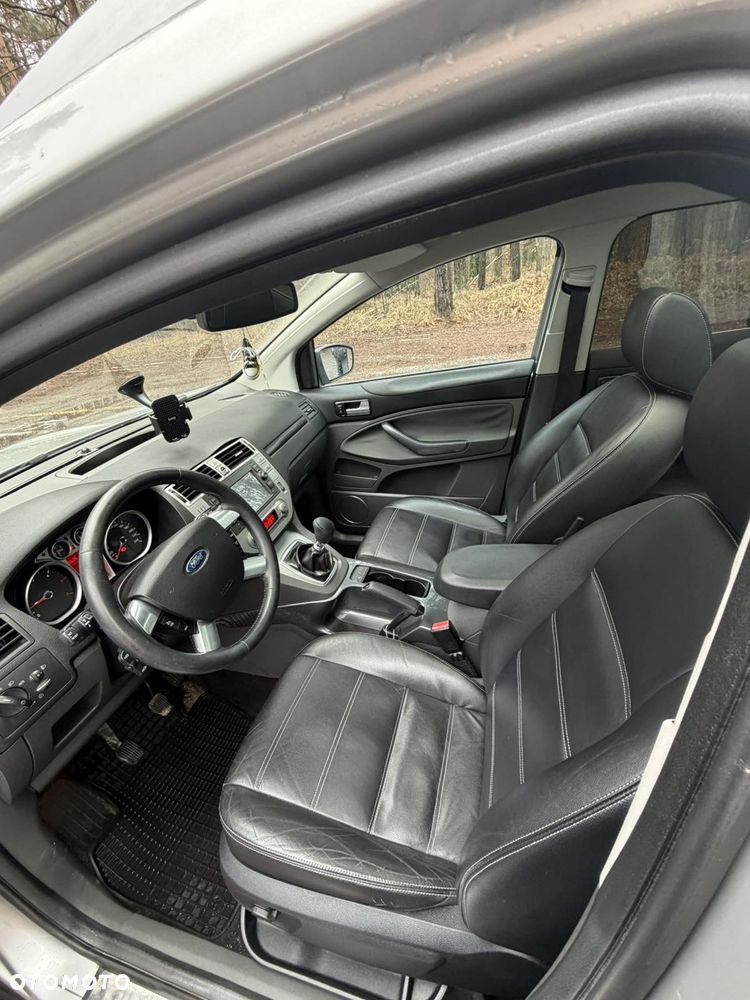 Ford Kuga 2.0 TDCi Titanium - 10