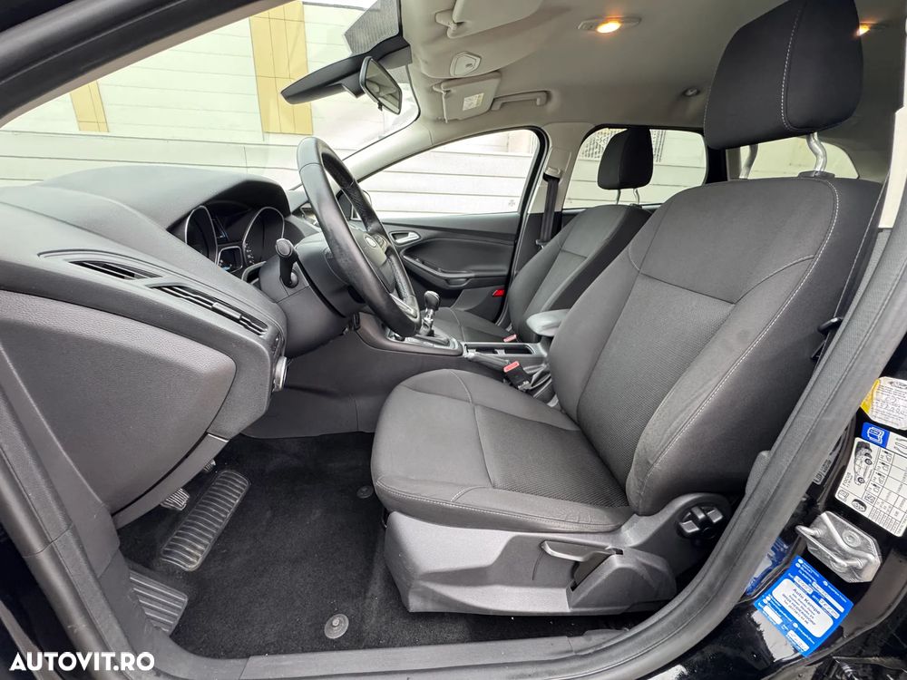 Ford Focus 1.5 TDCi DPF Start-Stopp-System Business - 10