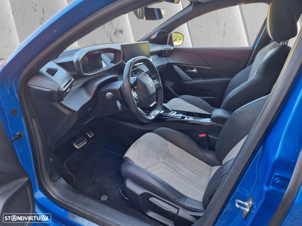 Peugeot e-208 GT - 9