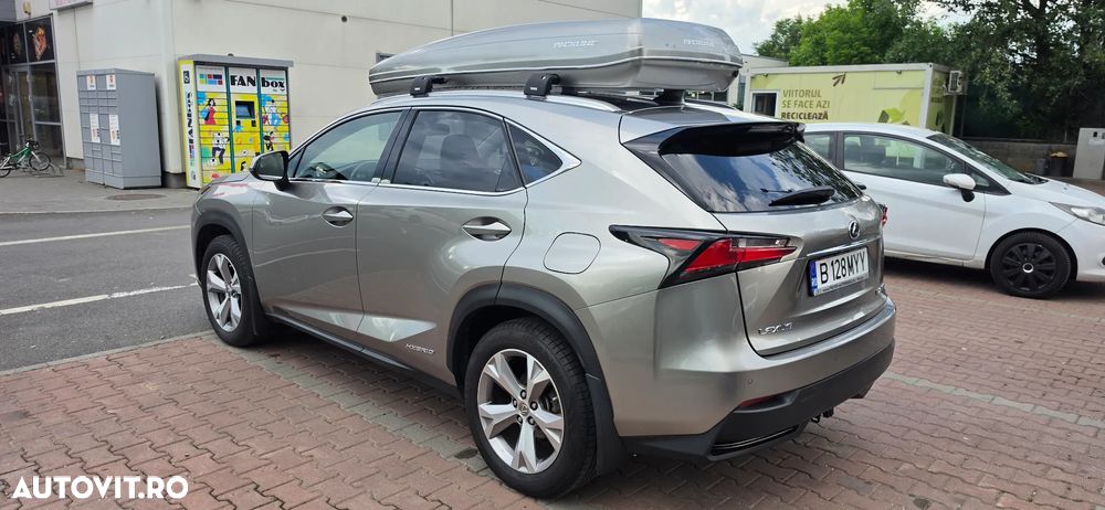 Lexus Seria NX 300h - 3
