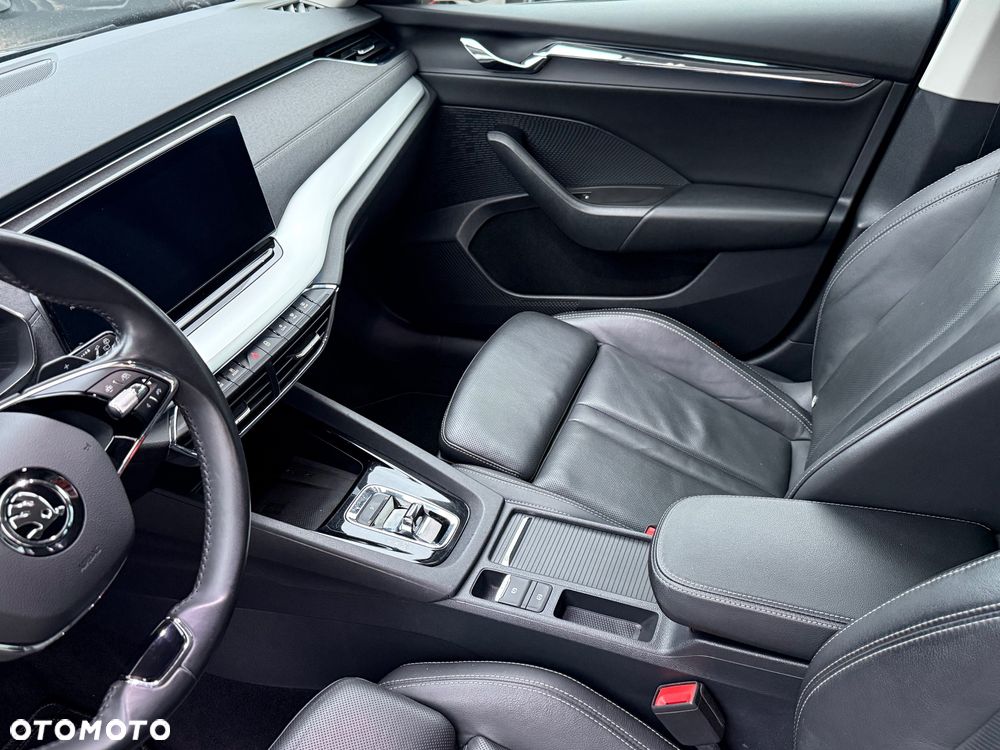 Skoda Octavia 2.0 TDI DSG Style - 29