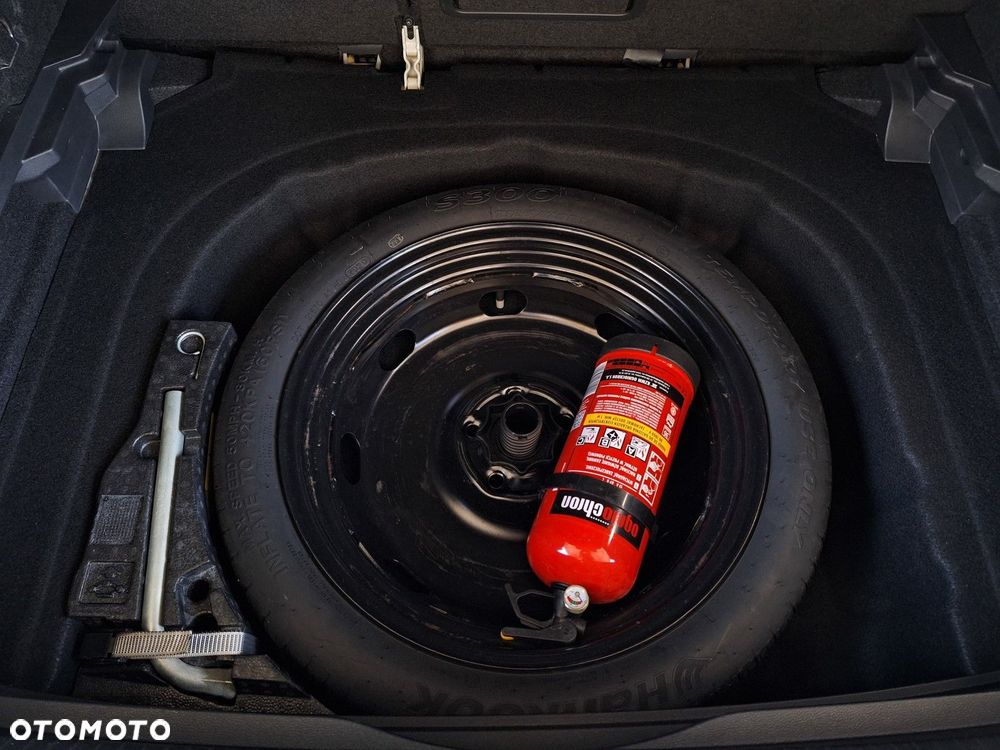 Volkswagen Golf - 40