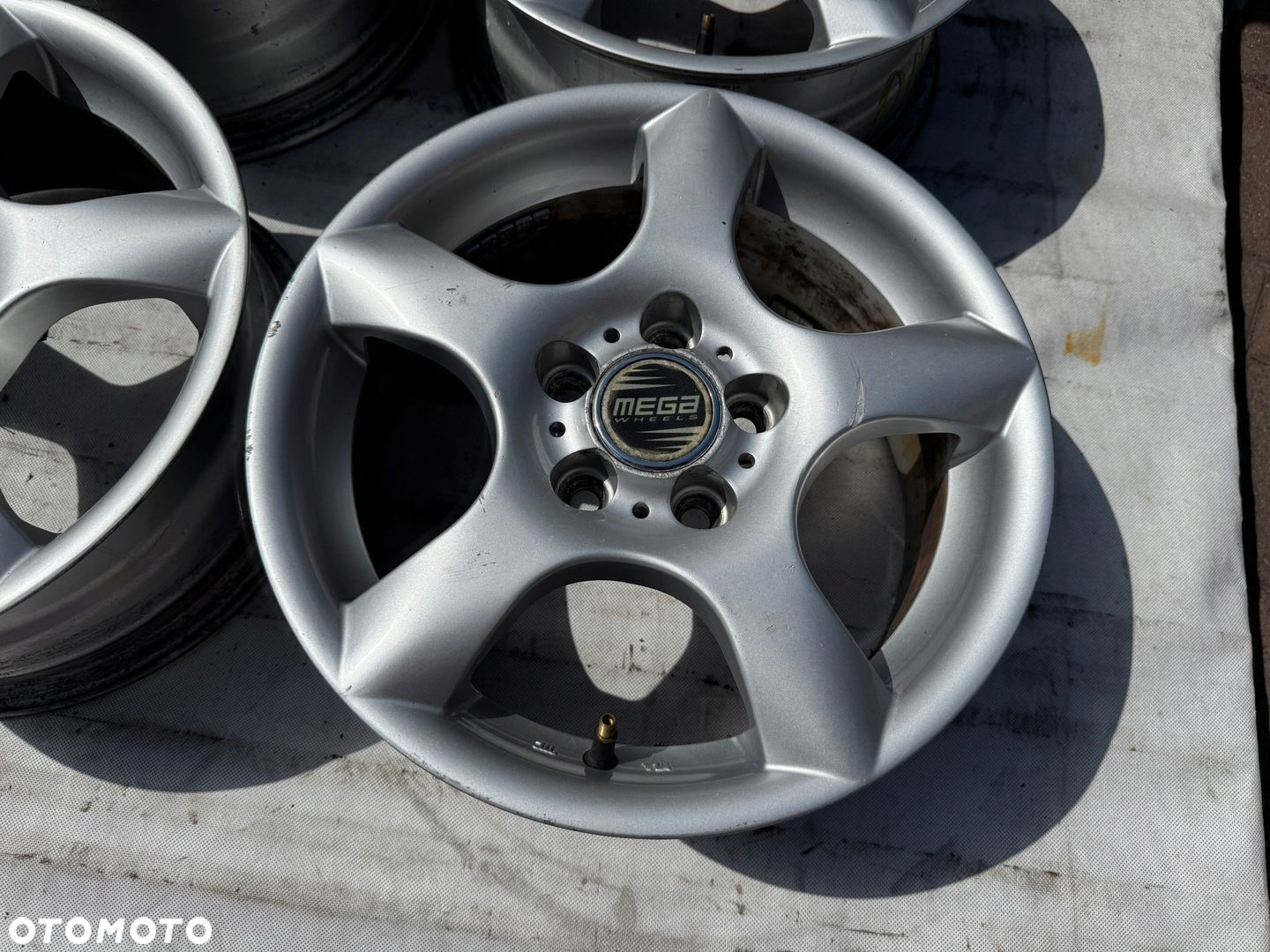 Felgi MegaWheels 5x100 6J 14" ET35 538 - 6