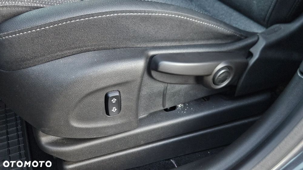 Opel Crossland 1.2 T Elegance - 17