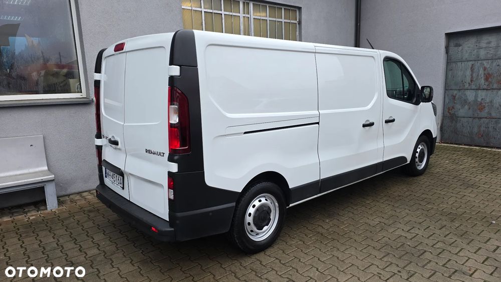 Renault Trafic - 12