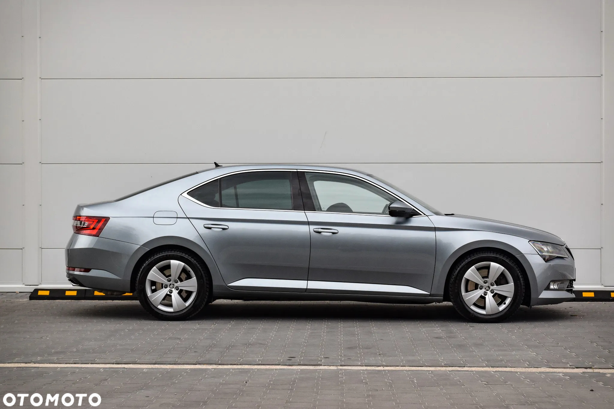 Skoda Superb 2.0 TSI 4x4 Style DSG - 9