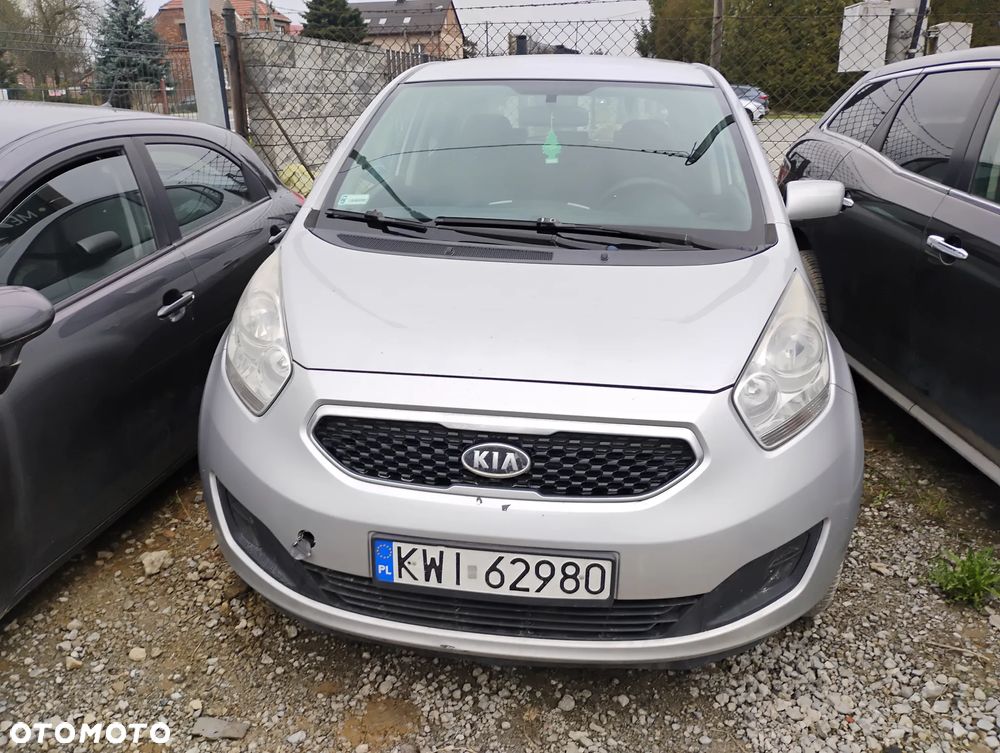 Kia Venga - 14
