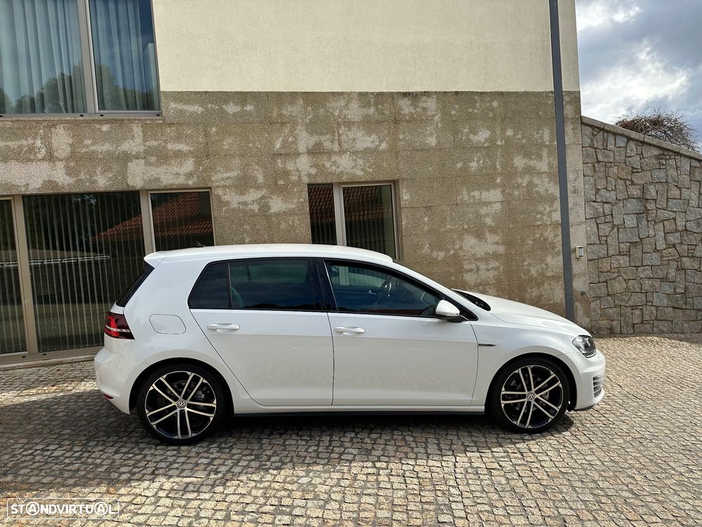 VW Golf 2.0 TDi GTD DSG - 5