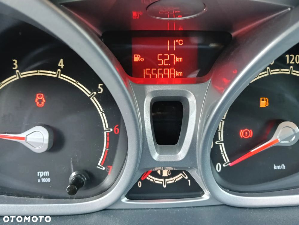 Ford Fiesta 1.4 Champions Edition - 16