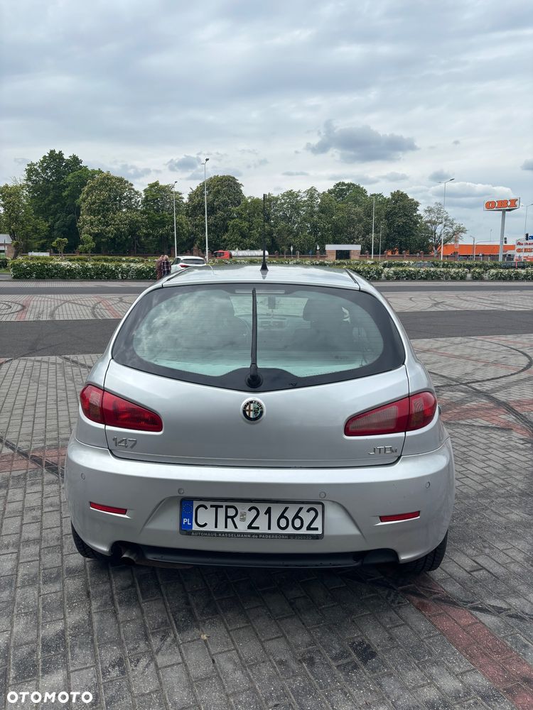 Alfa Romeo 147 1.9 JTD 8V Progression - 7