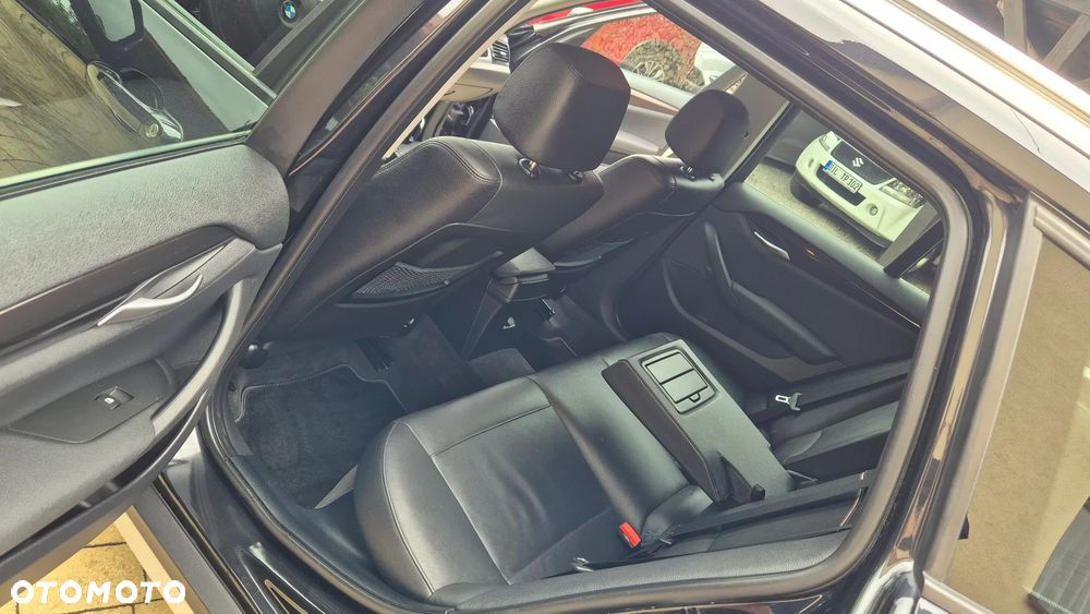 BMW X1 - 24