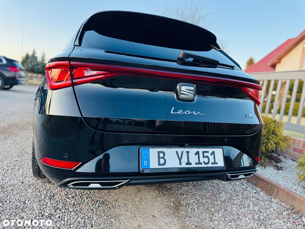 Seat Leon Sportstourer 2.0 TDI DSG FR Plus - 35