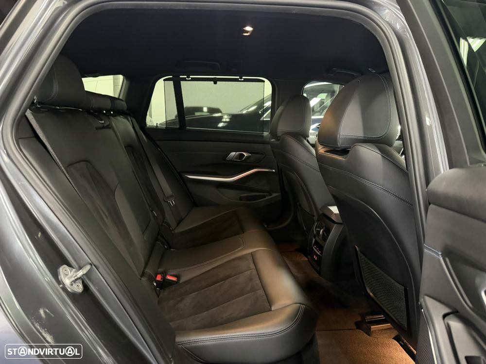 BMW 320 d Pack M Auto - 41