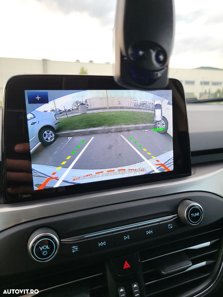 Ford Focus 1.0 EcoBoost Titanium - 4