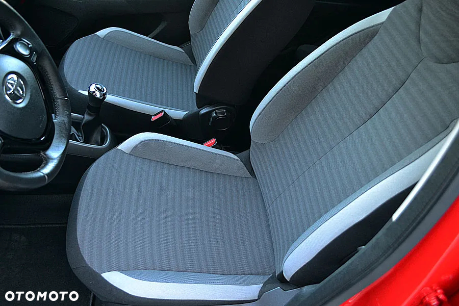 Toyota Aygo 1.0 VVT-i Black Edition - 13