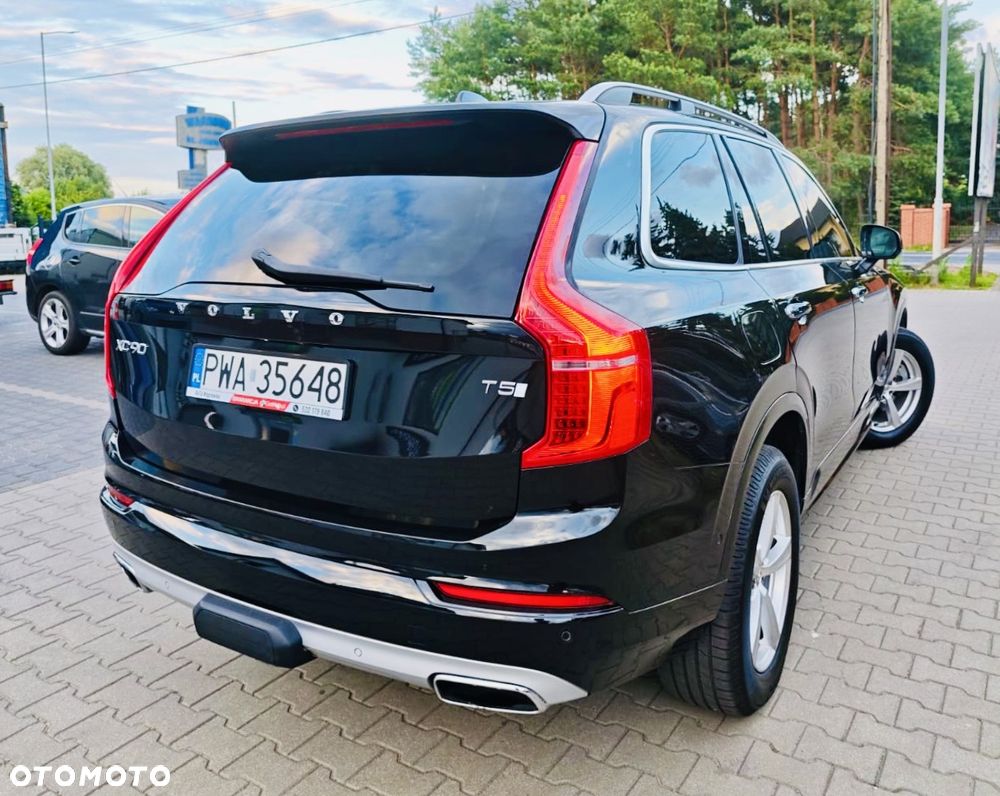 Volvo XC 90 - 5
